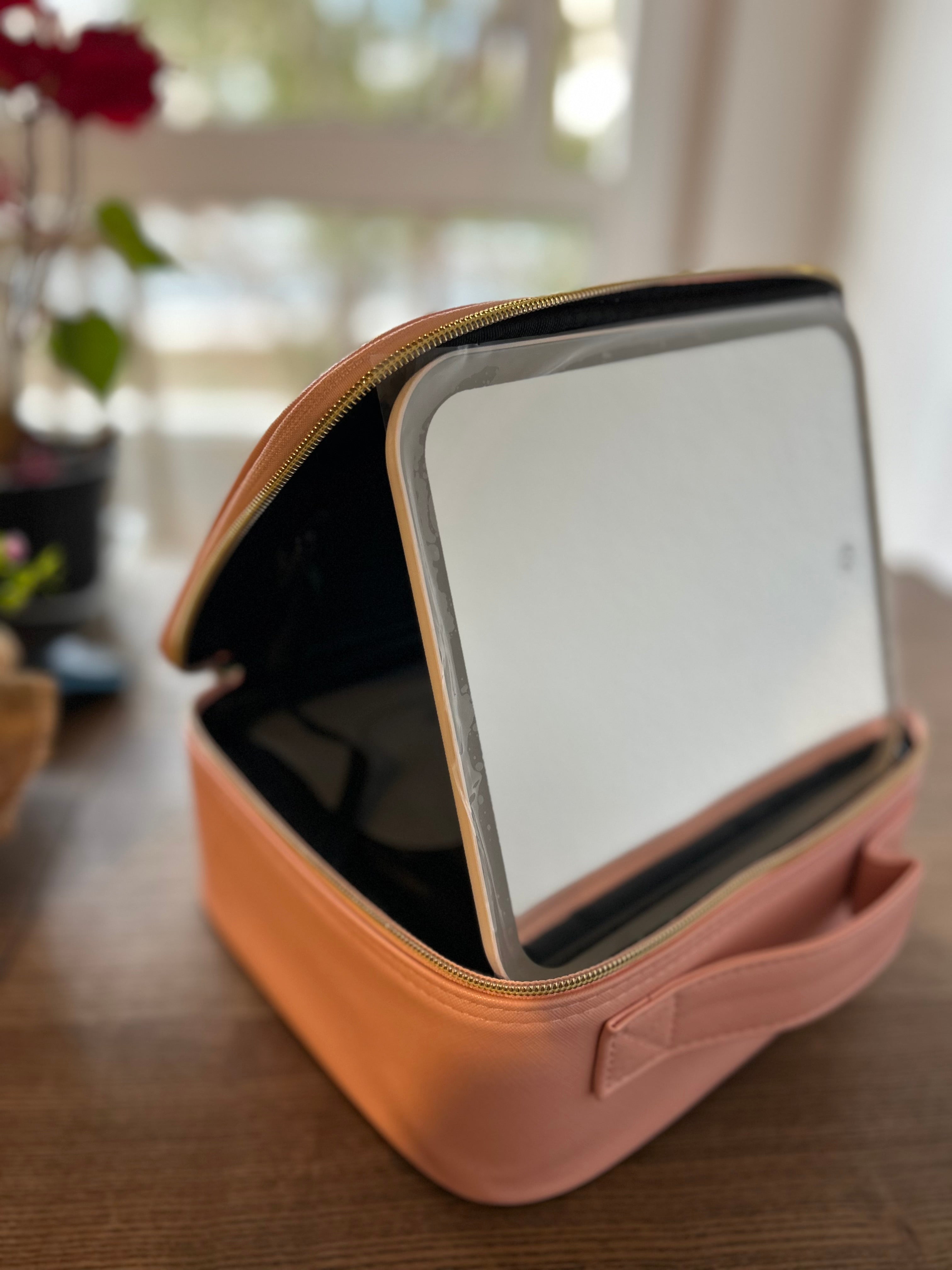 Organizador de maquillaje con espejo